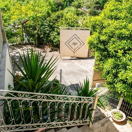 Casa Do Sol Feriehus Peitimao